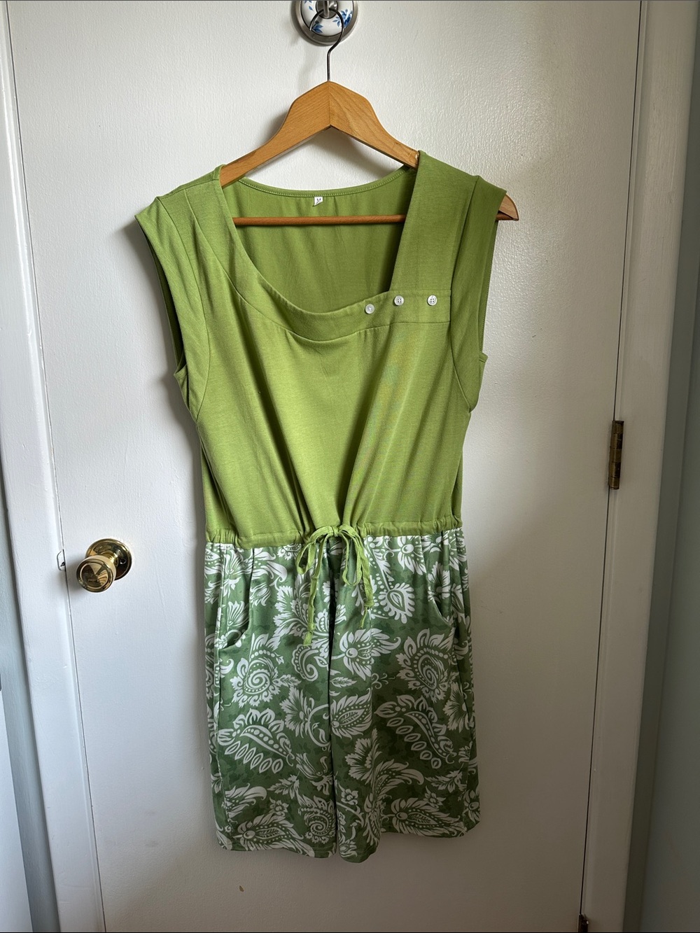 Green Sleeveless Drawstring Dress with Printed Skirt